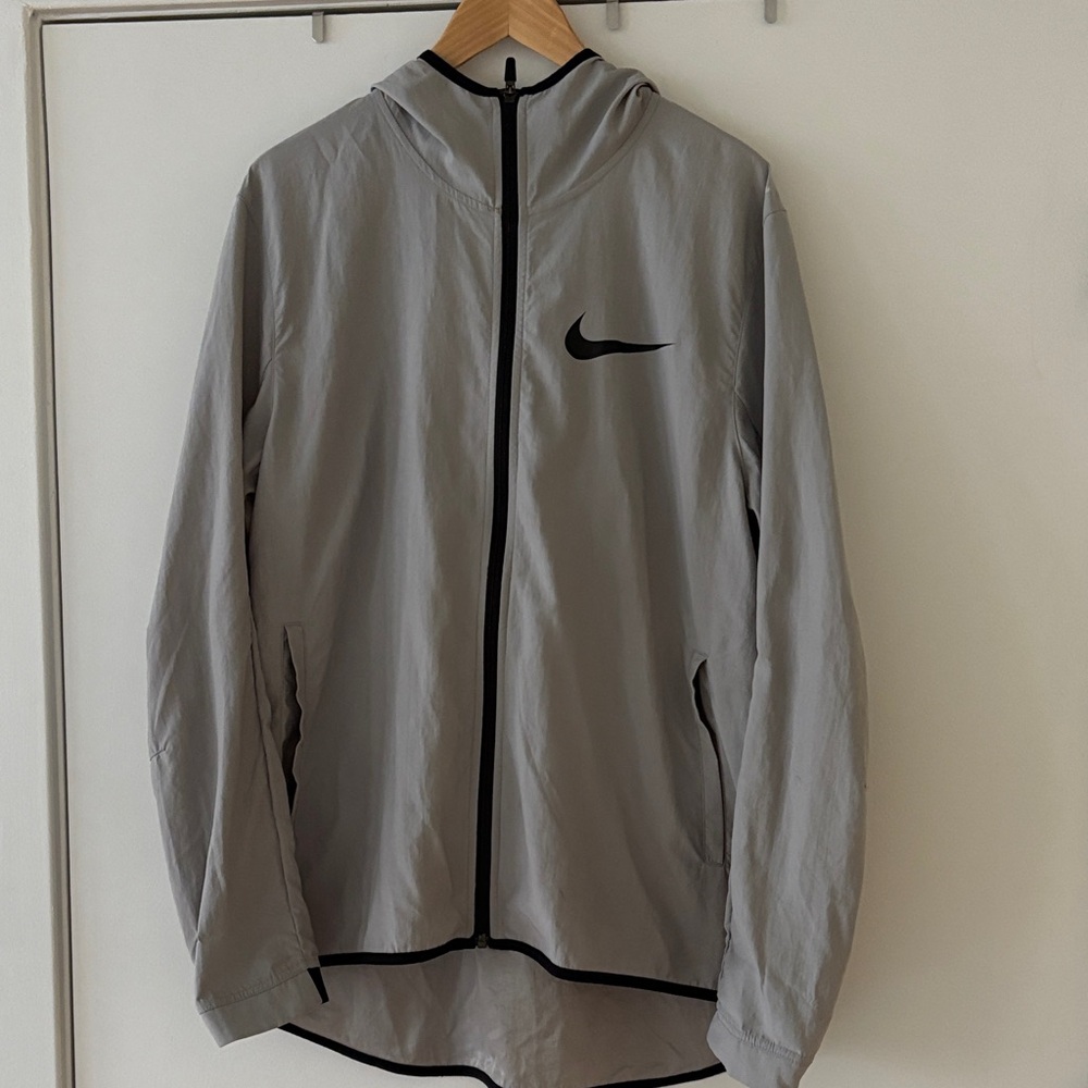 Nike Basketball Wind Breaker